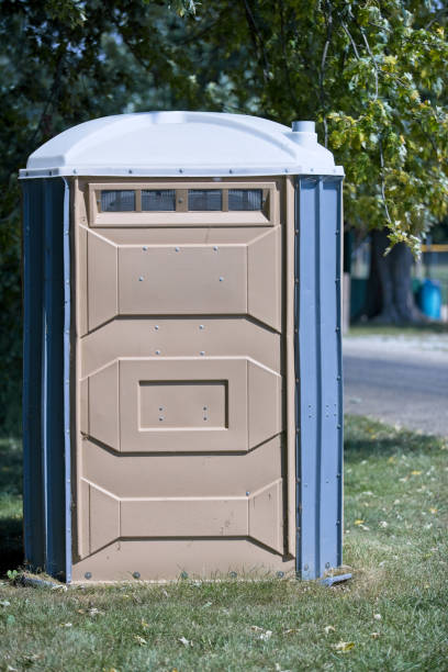 Best Construction site porta potty rental  in Mentone, CA